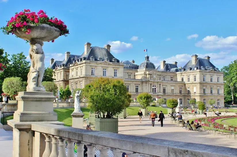Daire Jardin Du Luxembourg Pres Du Pantheon Et De Notre-dame *